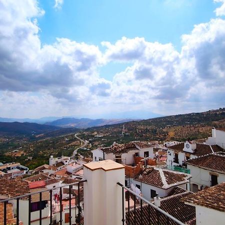 شقة Exclusivo Loft En El Corazon De Casarabonela! المظهر الخارجي الصورة
